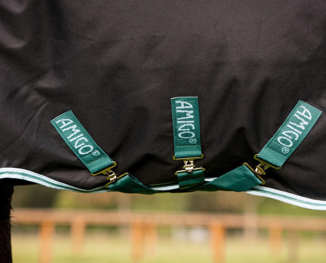 Amigo Bravo 12 Plus Medium/ 250G fra Horseware - animondo.dk - AARP72-KCSK-69