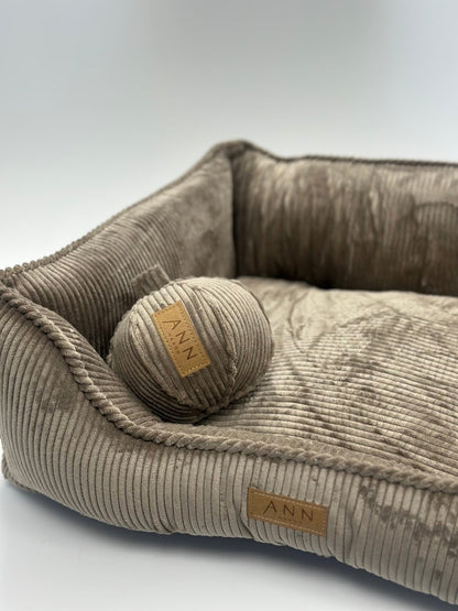 Ann Habor - Bold Hundelegetøj - Rice Brown - animondo.dk - AH0306