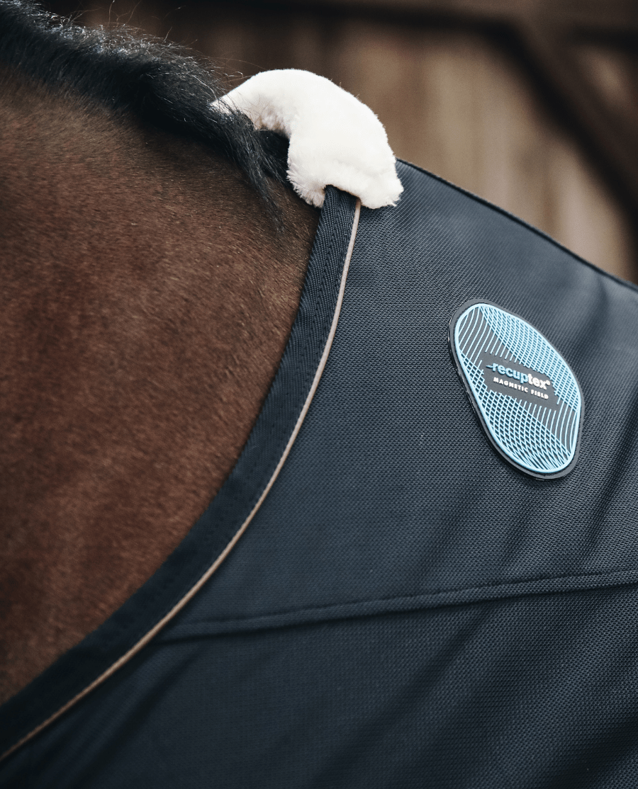 Kentucky Horsewear - Magnetdækken m. hals - Navy - animondo.dk - 52150 - 03 - 125