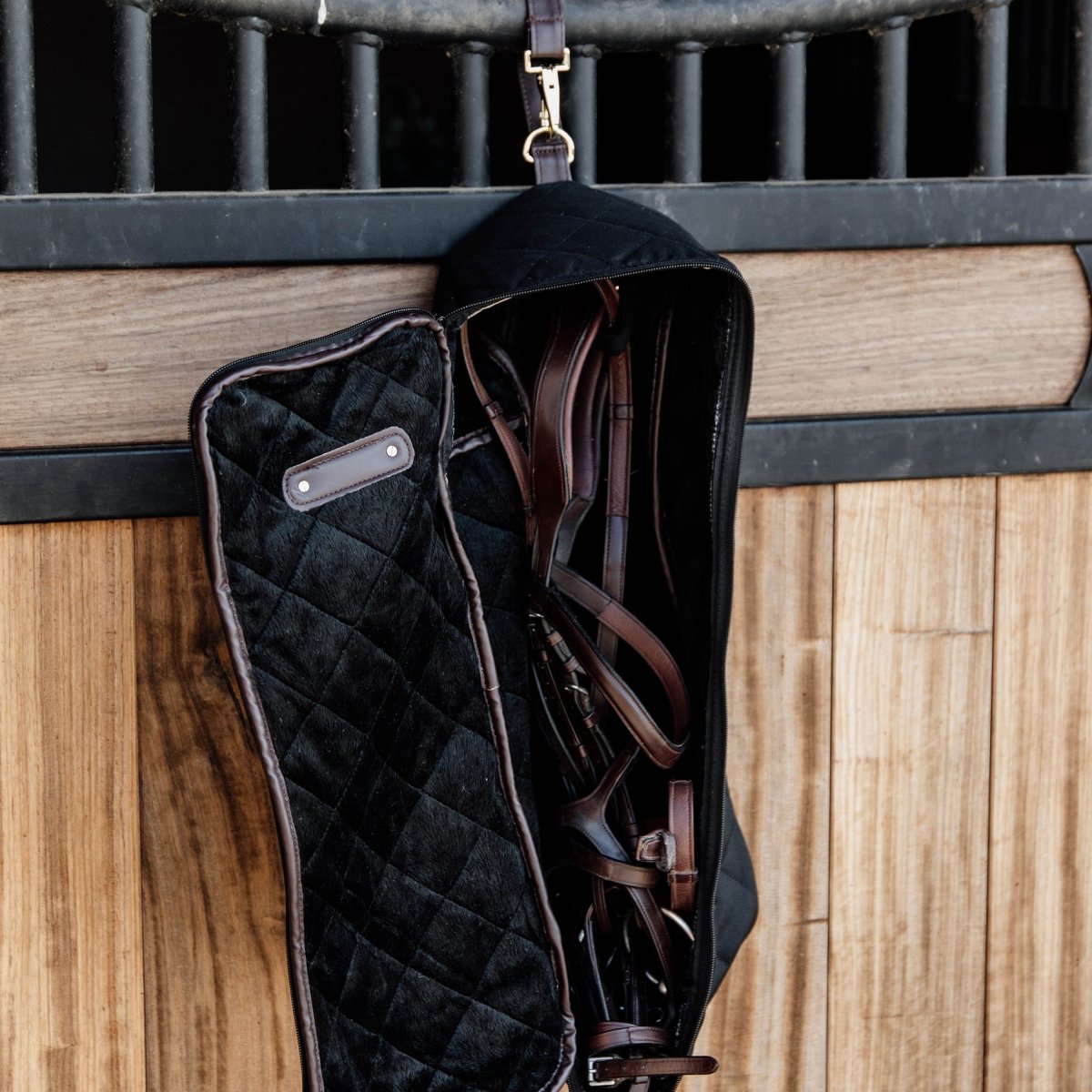 Kentucky Horsewear Trensetaske - Sort - animondo.dk