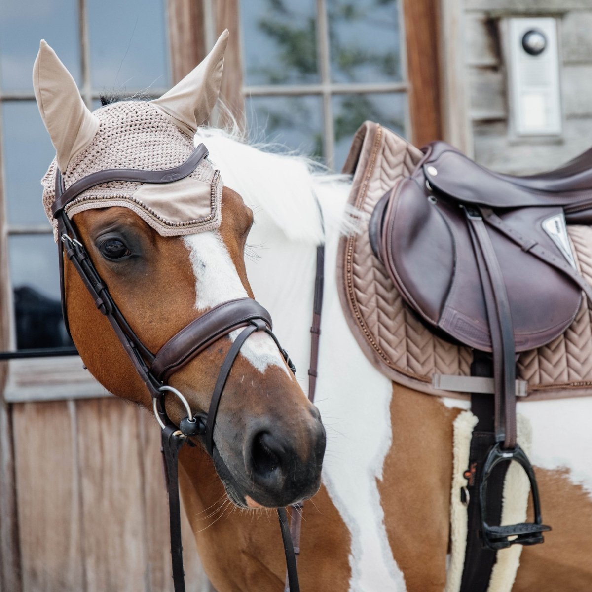 Kentucky Horsewear Wellington Velvet Pearls Hut - Beige - animondo.dk