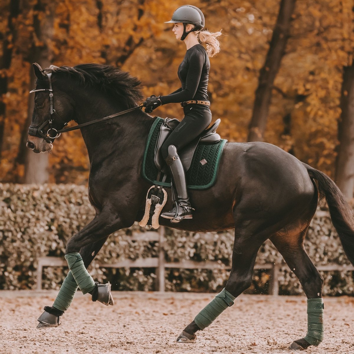 Kentucky - Velour Dressur Underlag m. Perler - Pine Green - animondo.dk - 42590 - 74 - DR